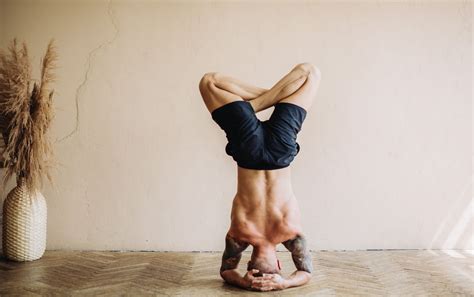 6 Peak Yoga Poses And How You Can Lead Up To Them Creative Ideas