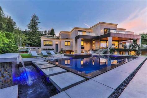 Check Out This Spectacular Contemporary Mansion Listed At M Photos Vancouver Is Awesome