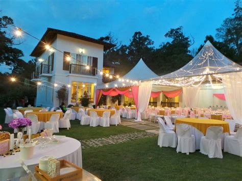 Sangkot offers a modern private villa which has a scenic kampung view just as its name suggests, this venue is the ideal setting for garden weddings. Wedding venues around KL, Malaysia