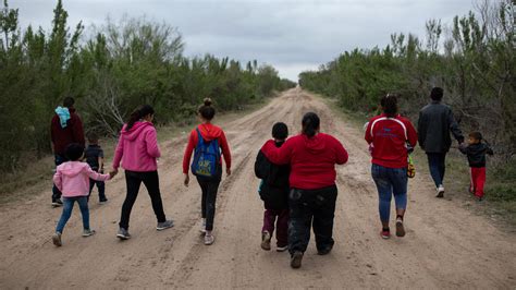 Opinion At The Border Crisis Or No Crisis The New York Times