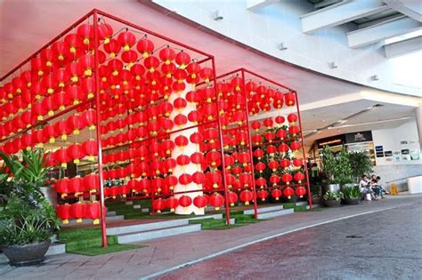 Transport hub, level 1, gateway@klia2. Malls create festive ambience with a thousand lanterns ...