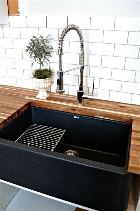 Whether you simply need to replace your leaky kitchen faucet or you're exploring new kitchen sink faucets for an upcoming remodel, you can count on ace for the selection. Cool Kitchen Sink Ideas to Make Kitchen Washing Task ...