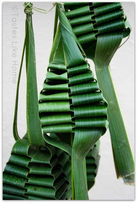 39 Palm Leaf Folding Ideas Leaf Crafts Palm Coconut Leaves