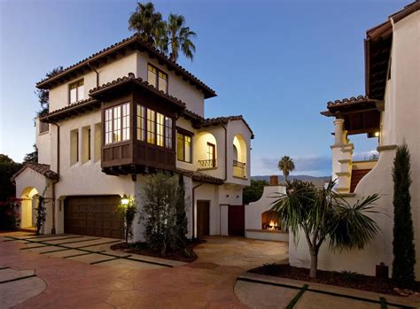 We did not find results for: multiple homes that share a driveway & courtyard in Santa ...