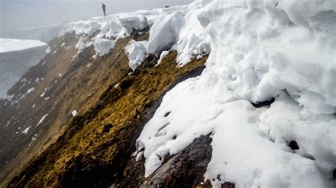 When a mixture of materials falls, it is called a debris avalanche. Amazing pictures show aftermath of HUGE AVALANCHE in Cairngorms | Press and Journal