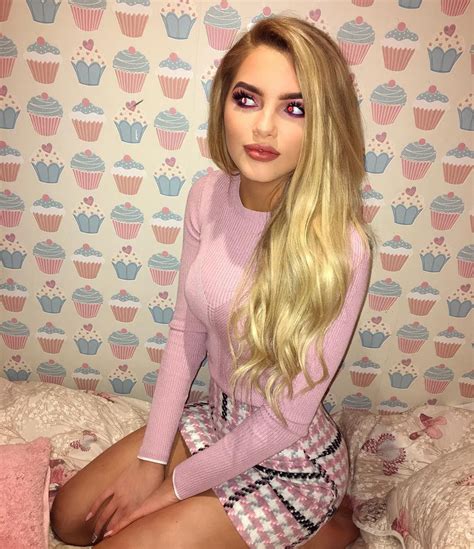 See This Instagram Photo By Sophiamitch • 134k Likes Sophia Mitchell Girly Outfits Cute