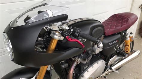 This new solution has be developed to allow conical filter to work as they born for, narrow end in the front, large area in the rear, otherwise large surface would create a vacuum effect. Thruxton R Custom Seat - YouTube