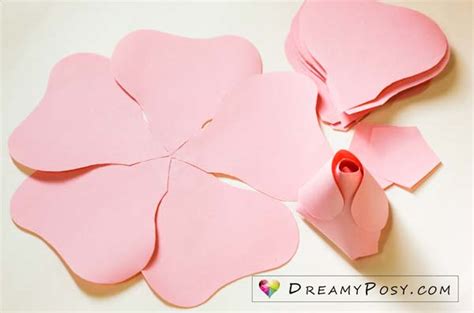 42 pdf free printable rose flower template printable hd docx. FREE template and full tutorial to make giant rose for ...