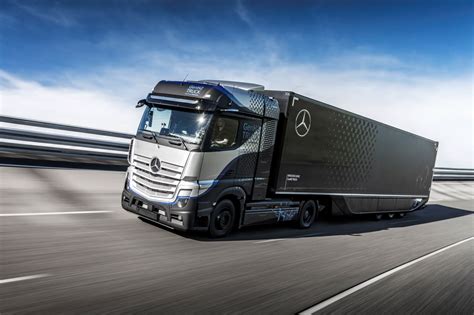 Daimler Trucks Start Uitgebreide Tests Met Brandstofceltruck GenH2
