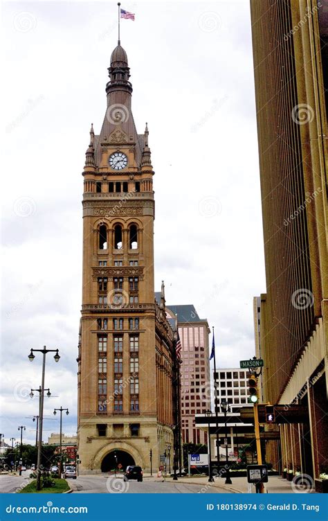 Milwaukee City Hall 806349 Editorial Stock Image Image Of Clock