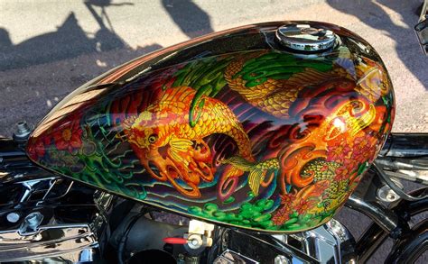 Amazing Artwork On Tank Custom Paint Motorcycle Gas Tank Paint