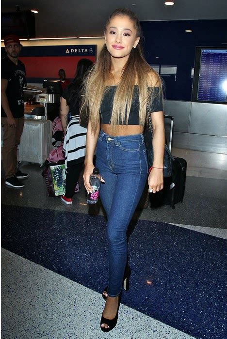 Ariana Grande Flaunts Toned Tummy And Shoulders At Airport Krazy Fashion Rocks
