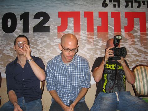 טל פרידמן, מכוכביה של ארץ נהדרת וחבר בצוות השחקנים מיום עלייתה לאוויר, יעזוב את התכנית, לפי בקשתו, בסוף העונה הנוכחית. הפגנה ביום רביעי עקב המשבר בענף התקשורת | מגפון ניוז Megafon News