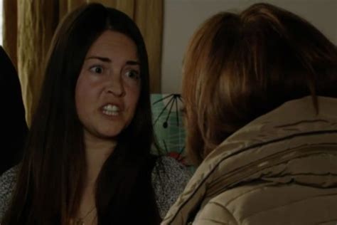 Eastenders Fans Rejoice As Feisty Stacey Slater Returns In Epic Catfight With Carmel Kazemi