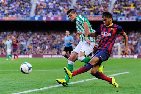 Son los mvp de real madrid y betis en laliga fantasy marca. Real Betis vs Barcelona fútbol en Vivo Liga BBVA 2016 | A que hora juega en Vivo