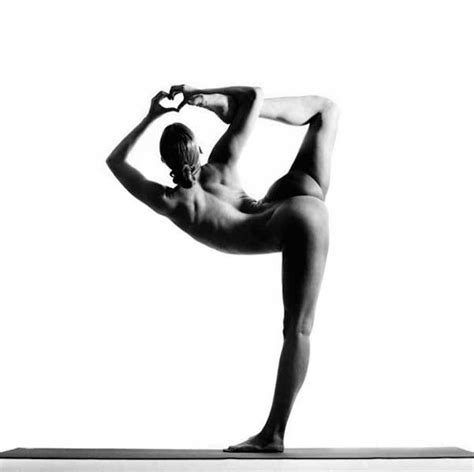 Nude Yoga Postures Amauter Gay