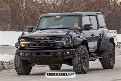 📸 Now See 2022 Bronco Raptor In Velocity Blue And Shadow Black With