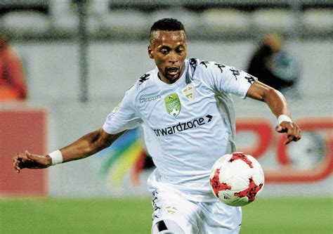 Stellenbosch fc are on a run of 5 consecutive ht/ft draws in premier soccer league. Stellenbosch FC: Into rugby's heartland