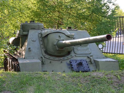 Ein Jagdpanzer Su 100 Der Roten Armee Im Zentralmuseum Des Großen