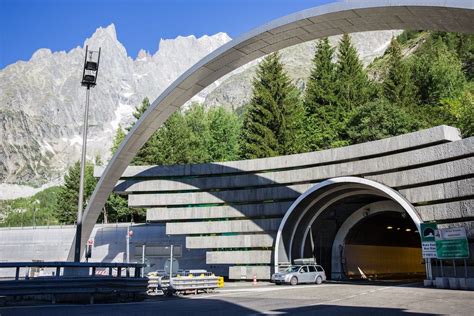 Tunnel Du Mont Blanc Rendez Vous En Vallée Daoste