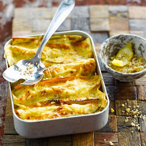 Maybe you would like to learn more about one of these? Lasagnes végétariennes | Recipe | Vegans, Interesting ...