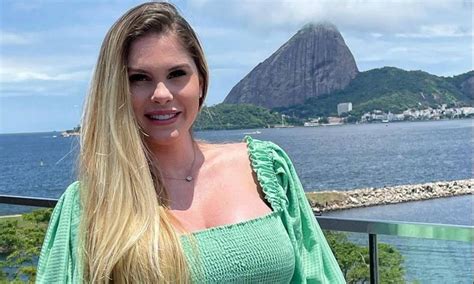 Bárbara Evans exibe barriguinha de gravidez nas redes sociais Jornal O Globo