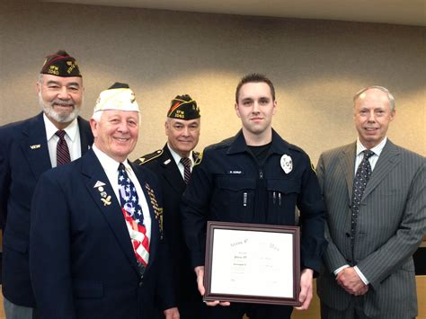 Vfw Honors Lynnwood Police Officer Lynnwood Today