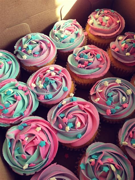 Gender reveals are all the hype nowadays. It's a girl!!! Gender revealing cupcakes | Gender reveal cupcakes, Gender reveal candy, Gender ...