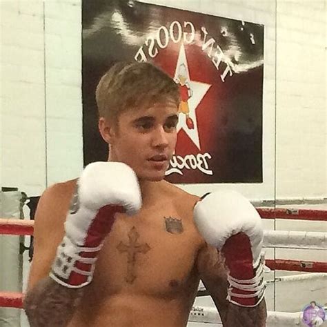 Elie Seckbach Instagrams A Pic Of Justin Bieber Boxing Few Weeks Ago