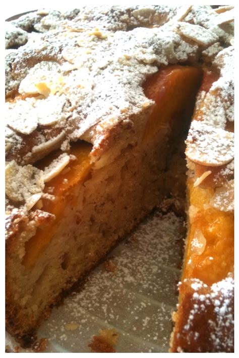 Dass ein kuchen keine torte ist, ist klar. Schneller Pfirsich-Rührteig-Kuchen - yummiefoodblog