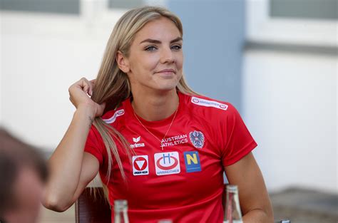 Ivona dadic (linz, 2016) ivona dadić was born on 29 december 1993 in wels,. Dadic nach zwei Siebenkampf-Disziplinen auf Medaillenkurs ...
