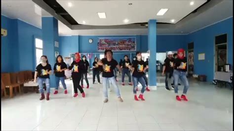 Jamila Line Dance Choreo Jun Andrizal And Mitha Primasaridemo By