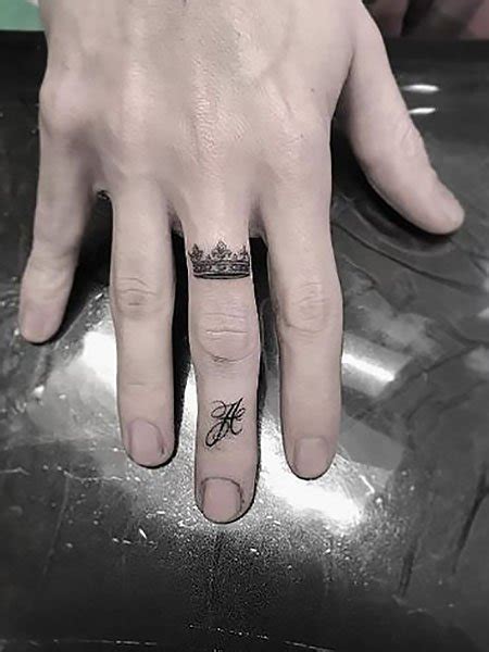 Powerful and amazing cool small tattoo designs men and women 2019. 30 Cool Small Tattoo Ideas for Men in 2021 - The Trend Spotter