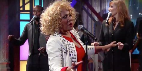 let stephen colbert and darlene love sing happy birthday to you