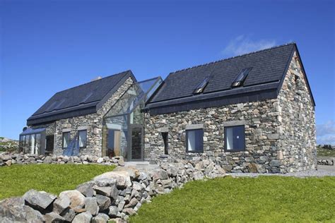 Beautiful Stone Cottage Sleeps 67 Beside Beach Häuser Zur Miete In