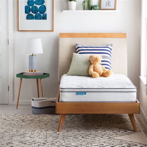 Lucid is among the best twin mattresses for kids with a bright white finish. Twin Mattresses Under $200 - Weekend Craft