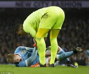 I'm really sorry for de bruyne's injury. Kevin De Bruyne to miss six weeks with knee injury from ...