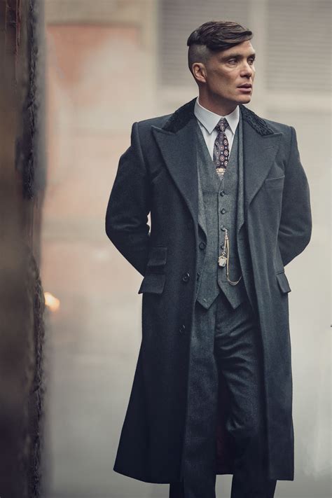 Thomas michael shelby obe dcm mm mp is the leader of the birmingham criminal gang, the peaky blinders and the patriarch of the shelby family. Thomas Shelby - Peaky Blinders S5 - If you use it, pin or ...