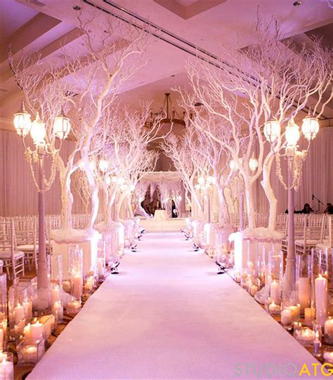 Harsanik Winter Wonderland Wedding Inspirations