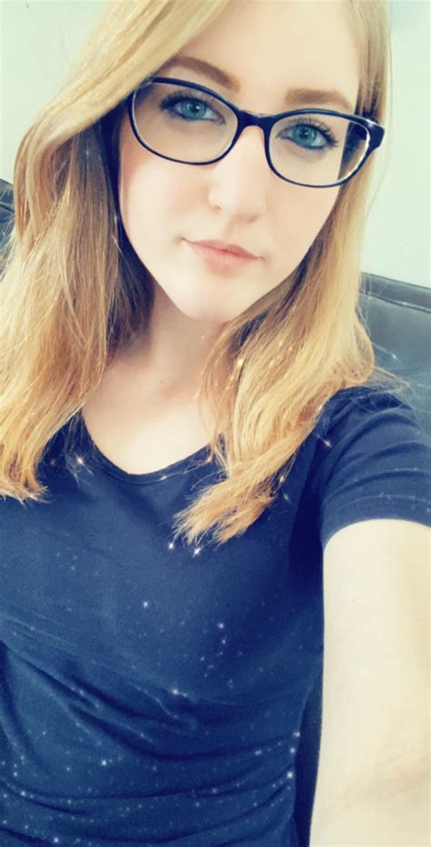 [23] i haven t posted in a while lol r selfies