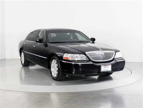 Used 2011 Lincoln Town Car Signature L For Sale In West Palm 96809