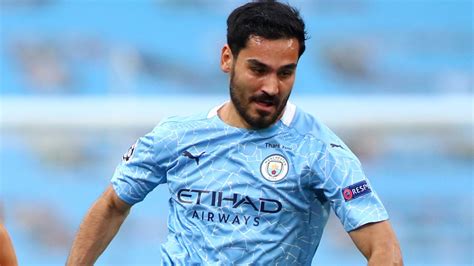 €* 24 eki 1990, gelsenkirchen, almanya. Coronavirus: Man City's Ilkay Gundogan among three ...