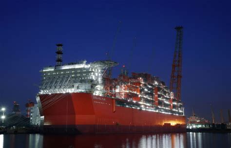 Coral Sul Flng Vessel Ready To Serve Mozambique Energy People