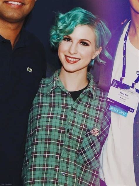 Hayley Williams Blue Hair And Plaid Shirt Hayley Williams Paramore