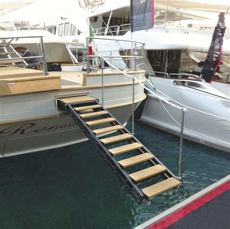 Boat Ladder Si 405 F Besenzoni Spa Retractable Boarding Stern