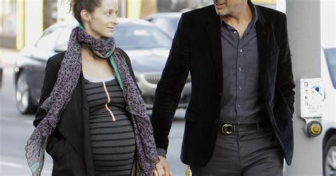 N tamack est le nom de deux joueurs de rugby francis n tamack (né en 1972) et son frère émile n tamack (né en 1970) ce document provient de « n%27tamack » … Jeff Goldblum et sa femme enceinte Emilie Livingston à Los ...
