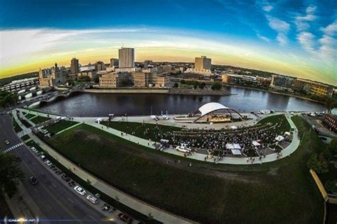Top 10 Reasons To Visit Cedar Rapids Iowa Travel Best Places To Live