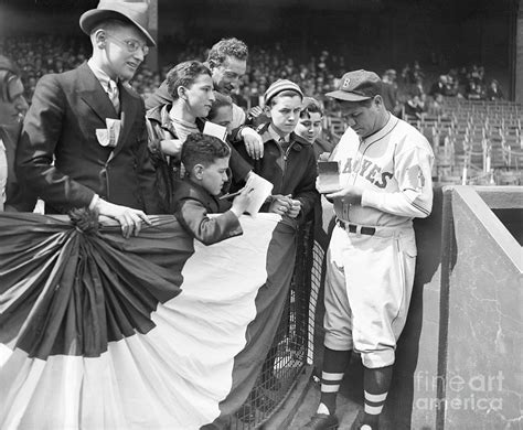 Babe Ruth Signing Autographs For Fans Photograph By Bettmann Fine Art America