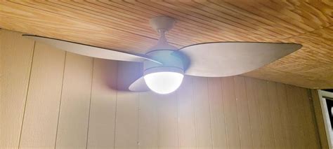 Harbor Breeze 52 In Avian Brushed Nickel Ceiling Fan Shelly Lighting