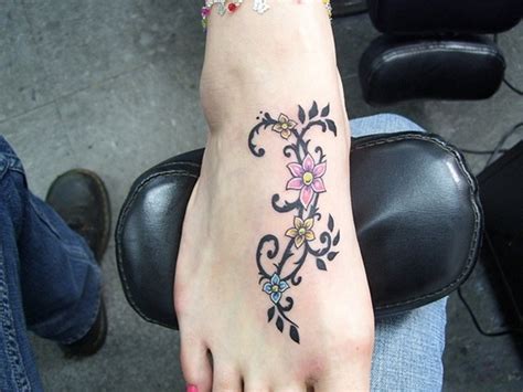 There is the uncounted star in the sky. Awesome Foot And Flip Flop Tattoo Designs